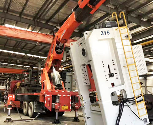 霍邱县提升工作效率，选择优质折臂吊租赁服务