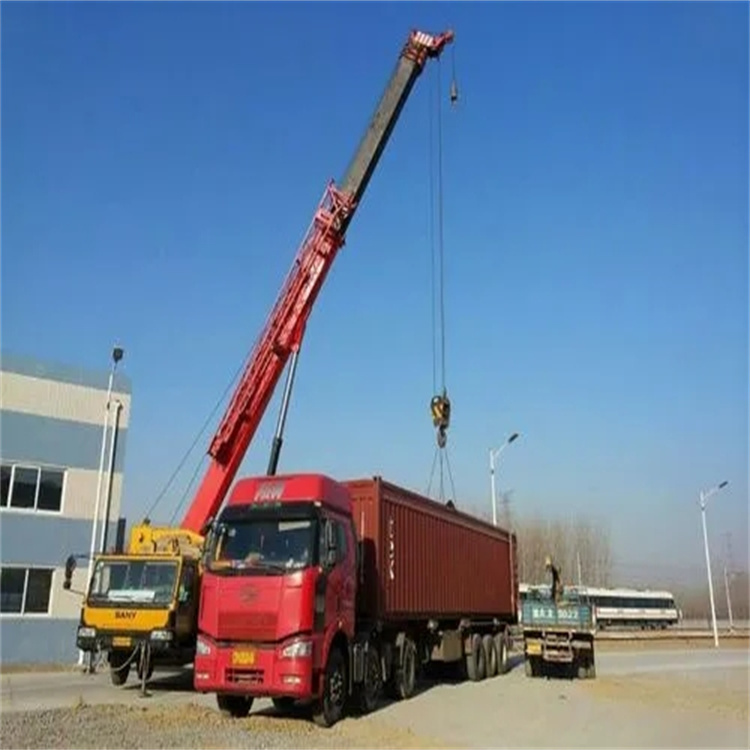 霍邱县路灯高空安装如何选吊车？租赁费用、施工流程及安全规范全解析