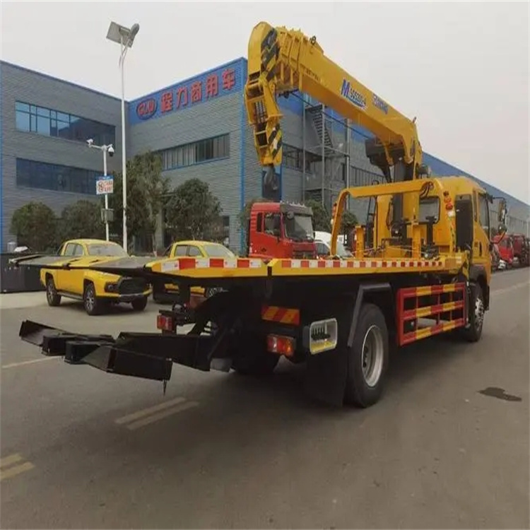 霍邱县附近小随车吊出租电话，轻松解决搬运烦恼